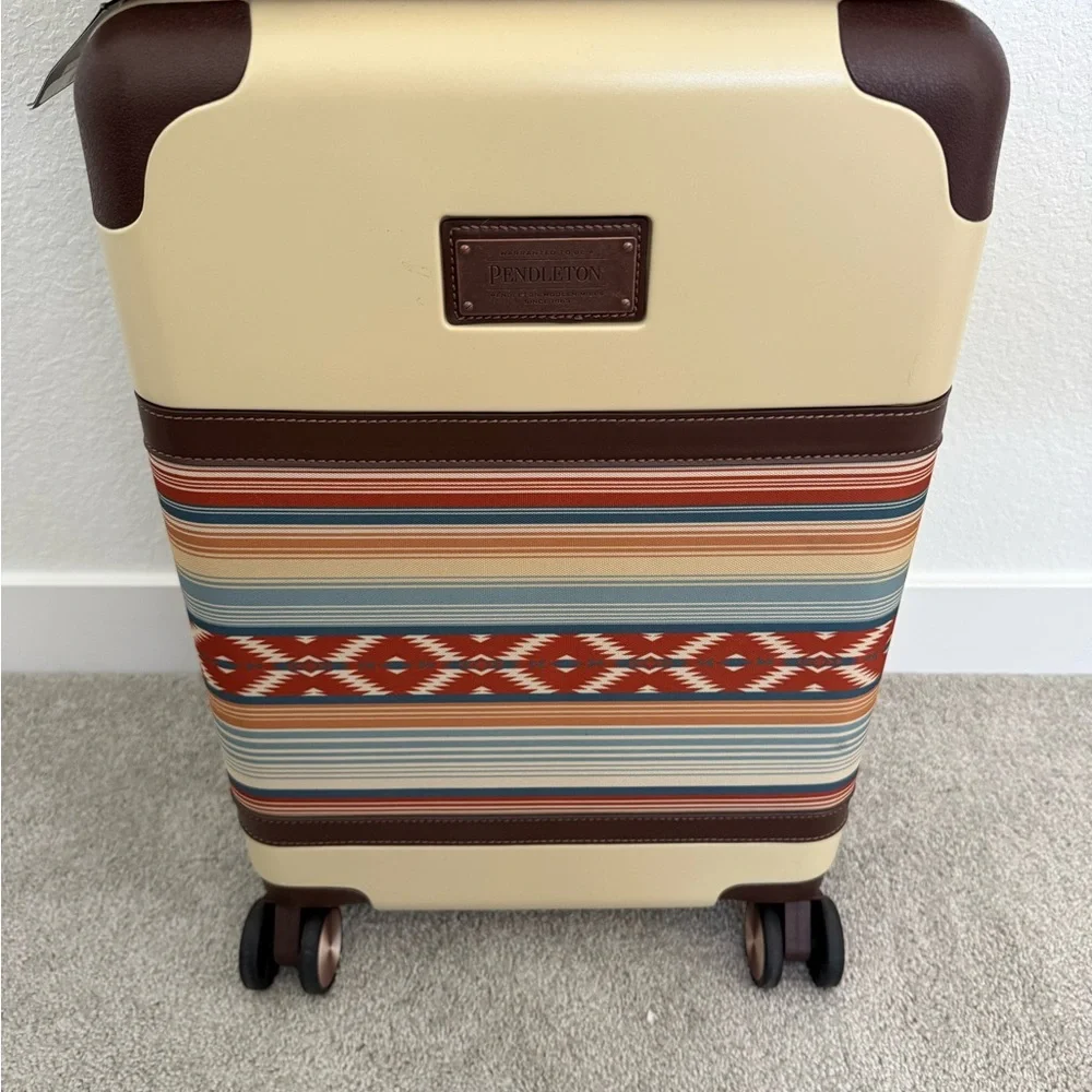 Pendleton Multi Color Mojave Luggage Set Carry On Spinner & Weekend Satchel! NEW - Picture 4 of 9